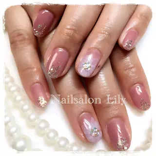 ネイル Nailsalon Lilyのネイルデザイン