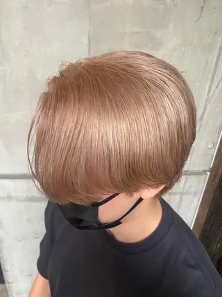 ショート 透け感ベージュ /ミハルのヘアスタイル