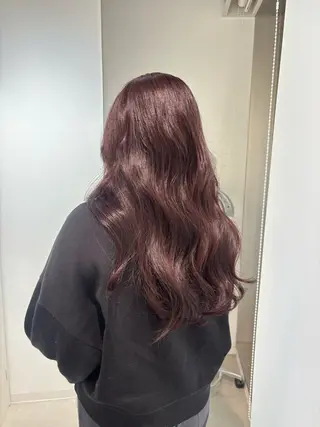 ロング カラー EIGHT ／SHU🩶のヘアスタイル