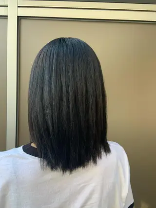 ミディアム カラー パーマ ヘアアレンジ ハイトーンカラー🤍 山下 優華のヘアスタイル