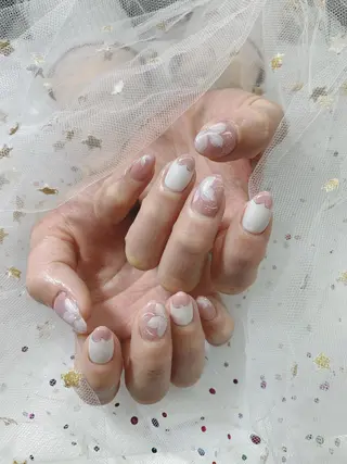 ネイル 🦋ネイルサロン ブラン🌈ゆりのネイルデザイン