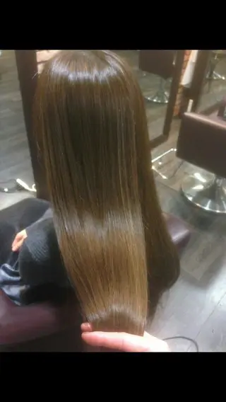 カラー ロング Luxian所属・辻 竜也　のヘアスタイル