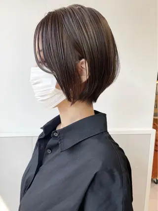 ショート カラー 齋藤 咲のヘアスタイル