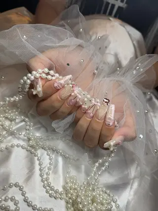 ネイル 濱岡 咲のネイルデザイン