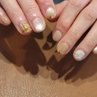 ネイル 🌲🌳🚪iiit o🌲🌳🌲のネイルデザイン