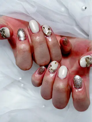 ネイル 🌈 Laule'aのネイルデザイン