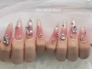 ネイル HANA 長さだしのネイルデザイン