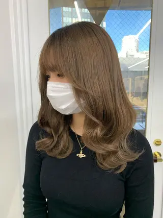 セミロング カラー とも🏆プルエクステ /髪質改善🏆渋谷のヘアスタイル