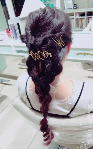 ロング ヘアアレンジ Miku❇️ フェイスレイヤーのヘアスタイル