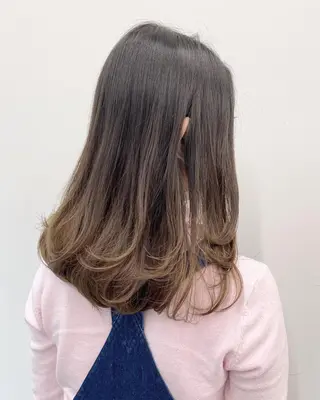 ミディアム カラー ヘアアレンジ 【公式】amble luxe池袋東口🩷のヘアスタイル