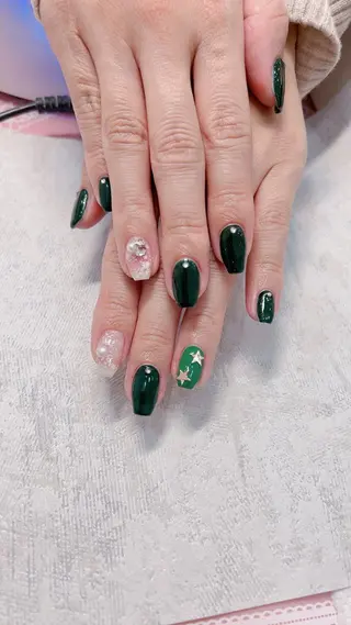 ネイル バニーアイズ ネイル ニューオータニ博多店のネイルデザイン