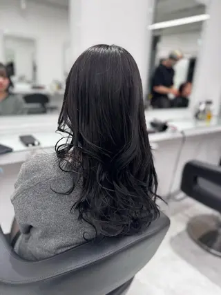 ロング カラー ヘアアレンジ 透け上品ハイトーン 職人ゆうと🤍のヘアスタイル