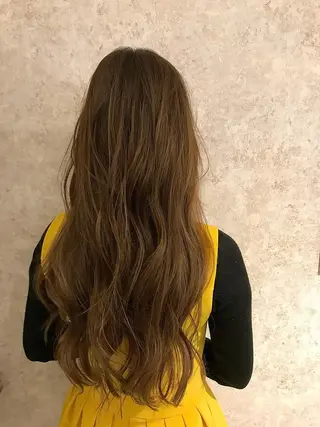 ロング カラー レイヤーカット 早崎太生のヘアスタイル