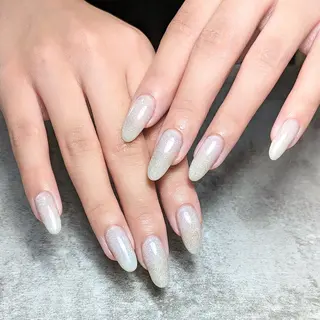 ネイル 塩見 聖子のネイルデザイン