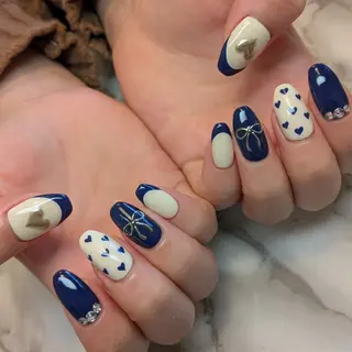 ネイル ジェヌインネイル 河内のネイルデザイン