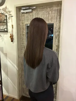 ロング Noma所属・Noma 小谷のヘアスタイル