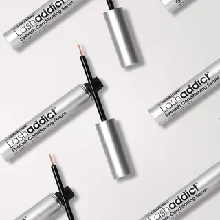 マツエク・マツパ REMIA 横須賀中央所属・REMIA横須賀中央 翁川なぎさのマツエク・マツパデザイン