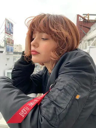 ショート カラー パーマ 艶ハイトーン/ヘア アレンジAYAKAのヘアスタイル