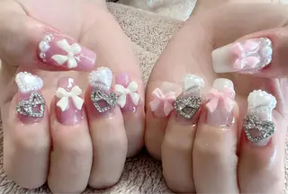 ネイル t. yoshizawaのネイルデザイン