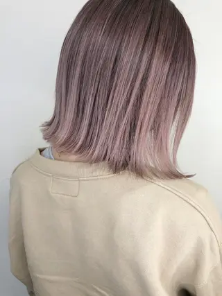 ショート カラー ito. ブリーチ/髪質改善のヘアスタイル