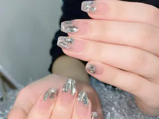 ネイル Nikoネイルサロン中野店所属・merci リカのネイルデザイン