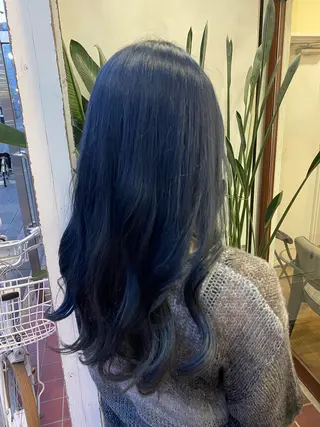 ロング カラー 🩶西 雪乃/透明感 くすみカラー🫧のヘアスタイル