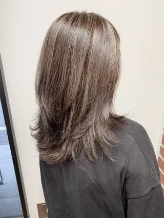 ミディアム 岡崎勇人/レイヤー/ 韓国/ケラチンTRのヘアスタイル