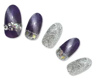 ネイル プラスネイル自由が丘店所属・ito amiのネイルデザイン