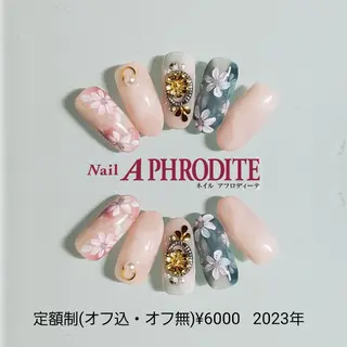 ネイル Nail  Aphroditeのネイルデザイン