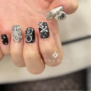 ネイル アトリエ　ミモザ所属・いまむら あかりのネイルデザイン