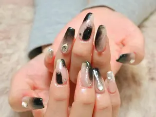 ネイル オーナーネイリスト MAKIのネイルデザイン