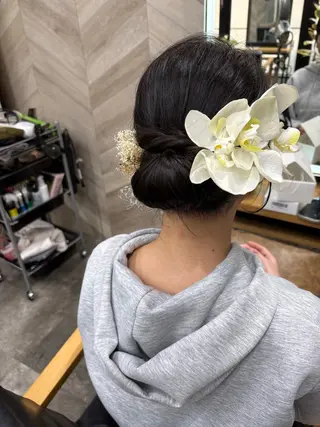 セミロング ヘアアレンジ SHANTi 飯塚 ヘアセット/髪質改善のヘアスタイル