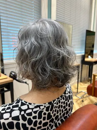 パーマ TRIBECA所属・岩波 寛悟のヘアスタイル