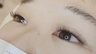 マツエク・マツパ TIARA池袋西口店 店長YASUKA💐のマツエク・マツパデザイン