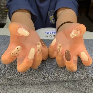 ネイル MHR nailのネイルデザイン