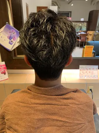 メンズ ハイトーンカラー🩵 耳ツボジュエリー👂のその他イメージ