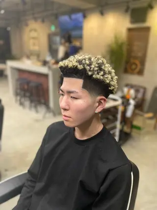 メンズ ヒロ銀座バーバーショップ新宿店所属・ITO TOMのヘアスタイル