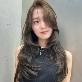 ロング SOYON nanamiのヘアスタイル