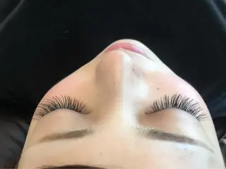 マツエク・マツパ サクラブロウ 大阪駅前第4ビルのマツエク・マツパデザイン