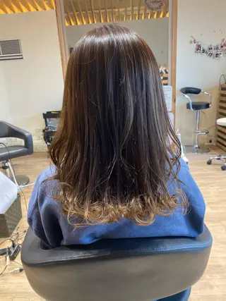 セミロング カラー 関口 友行のヘアスタイル