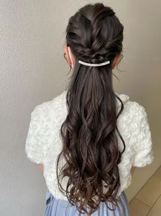 ロング ヘアアレンジ 沢田 瞳のヘアスタイル