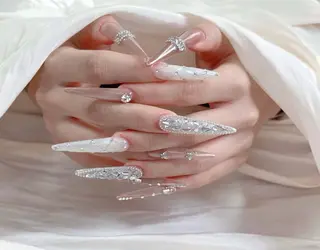 ネイル 小 雨のネイルデザイン