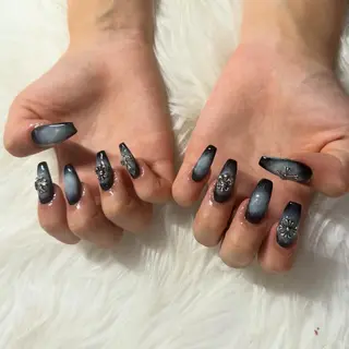 ロング mao .のネイルデザイン