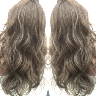 ロング カラー 井上 一平のヘアスタイル