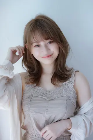 セミロング 髪質改善 eclargeKOHのヘアスタイル