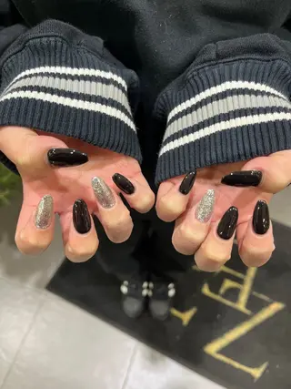 ネイル airi🌺カラー /特殊ヘア⛓️🖤のヘアスタイル