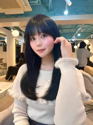 ロング ハイレイヤー/顔周り /レイヤーカットのヘアスタイル