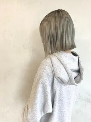ミディアム ili心斎橋所属・韓国レイヤーカット KOUKIのヘアスタイル