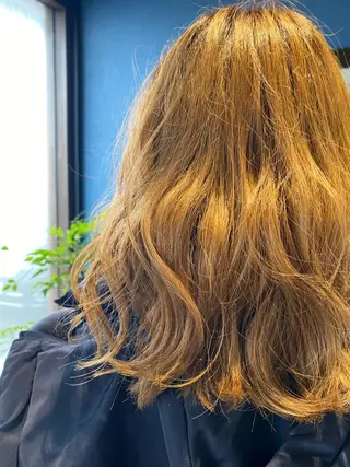 ミディアム 大内 郁のヘアスタイル