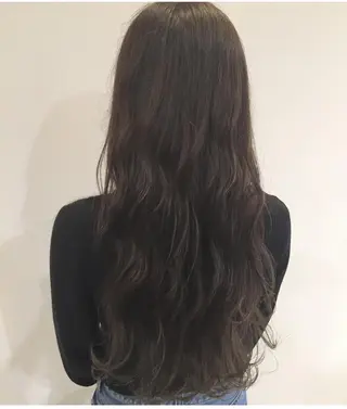 ロング カラー 透明感・艶カラー/ 坂田友梨奈のヘアスタイル